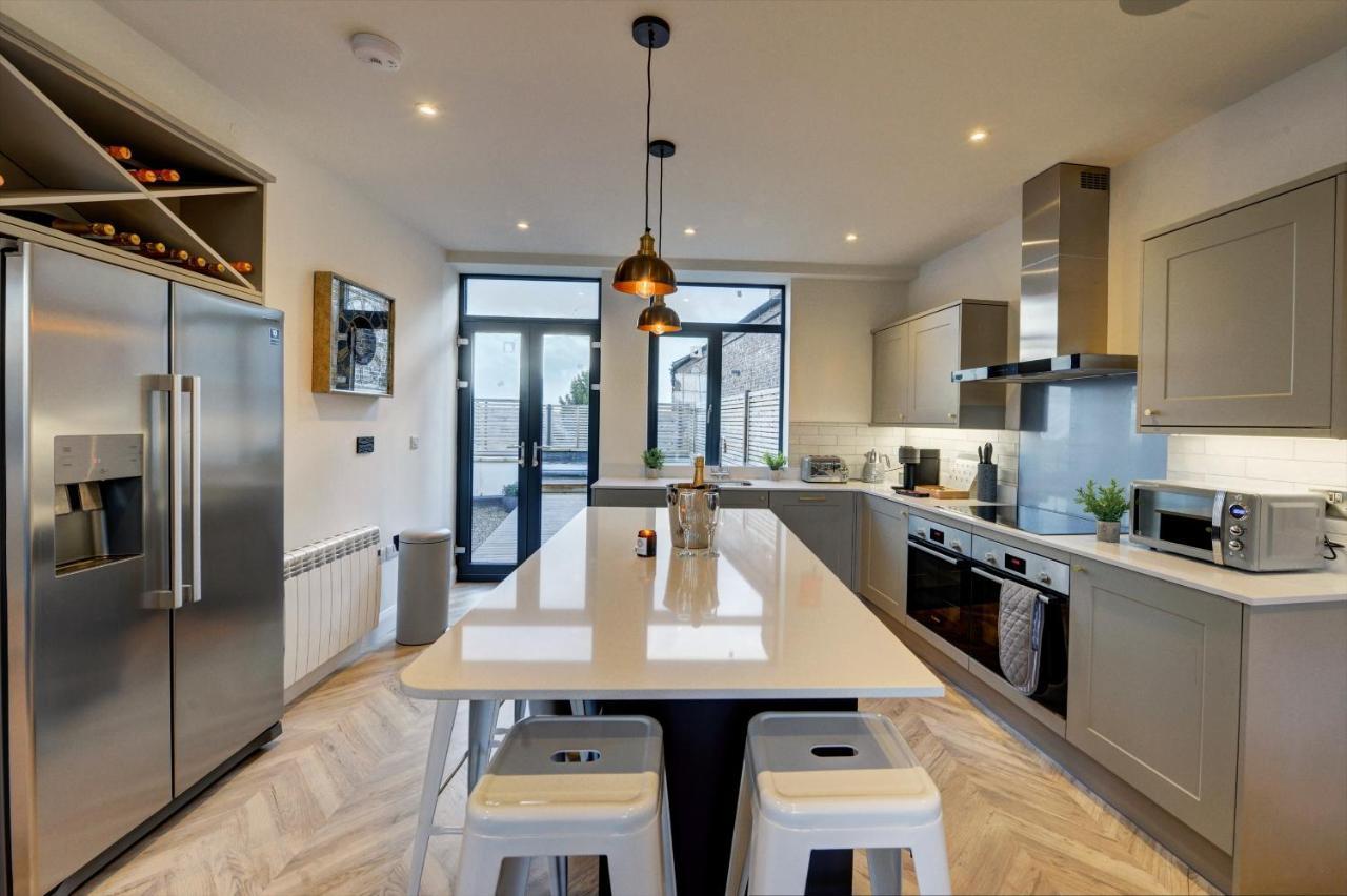 The Penthouse - Allocated Parking With City Views Ripon Eksteriør bilde
