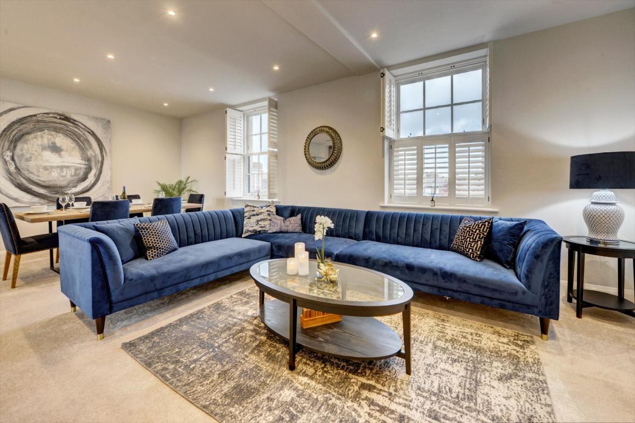 The Penthouse - Allocated Parking With City Views Ripon Eksteriør bilde